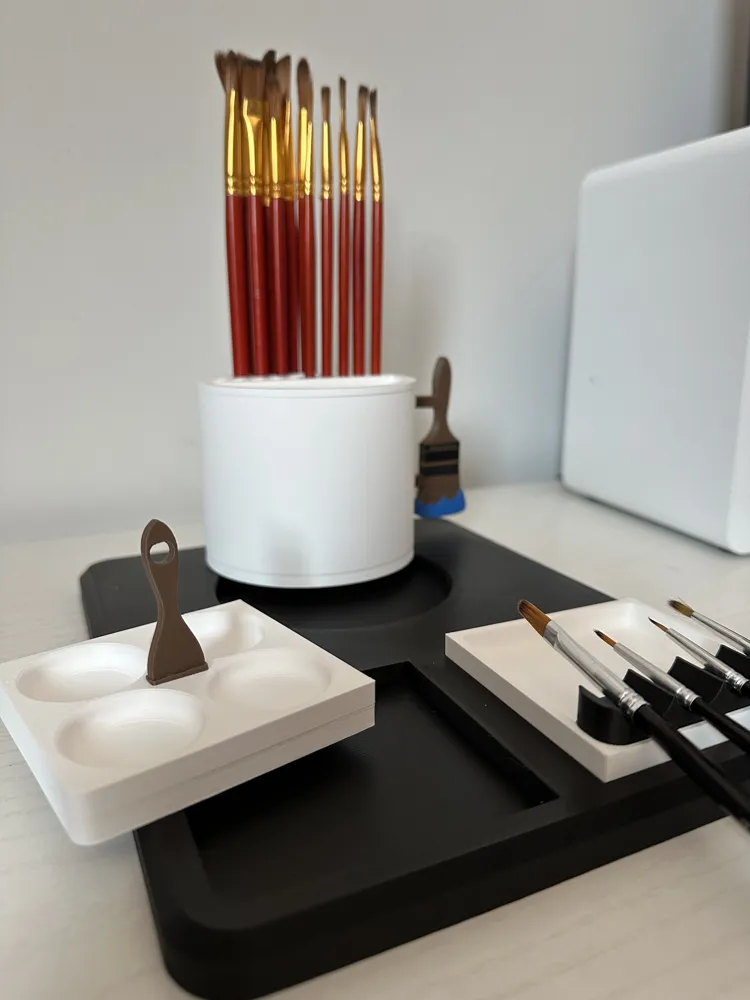 Paint Brush holder/ Brush Rest and Palette Holder, photo 4 of 4 - Paint Brush holder/ Brush Rest and Palette Holder Art & Craft Supplies