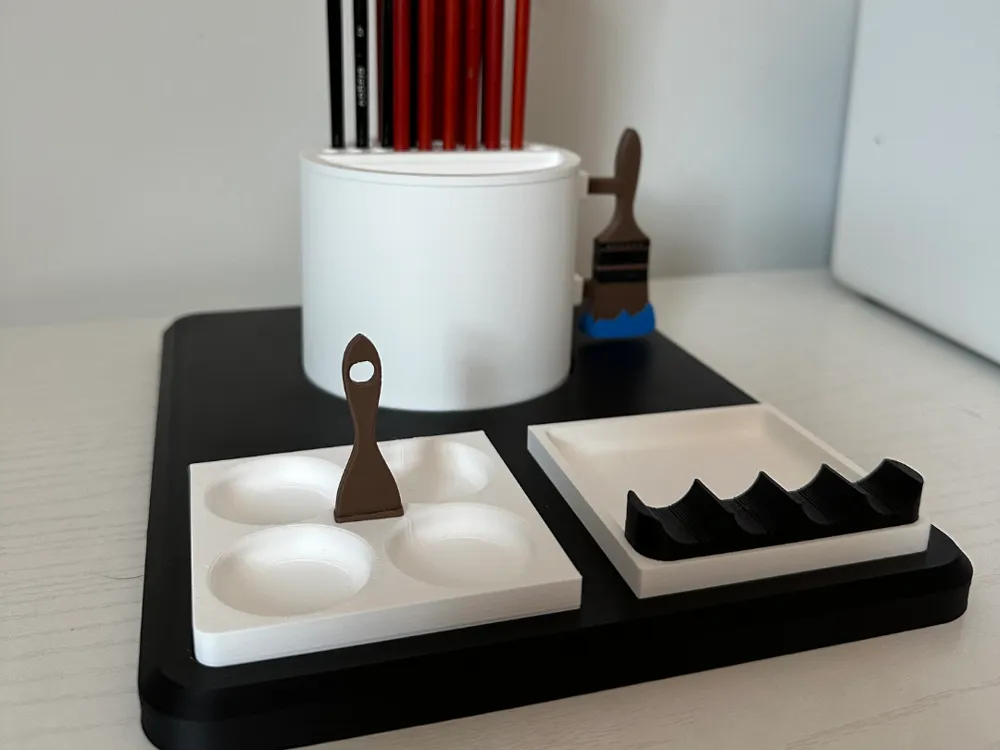 Paint Brush holder/ Brush Rest and Palette Holder