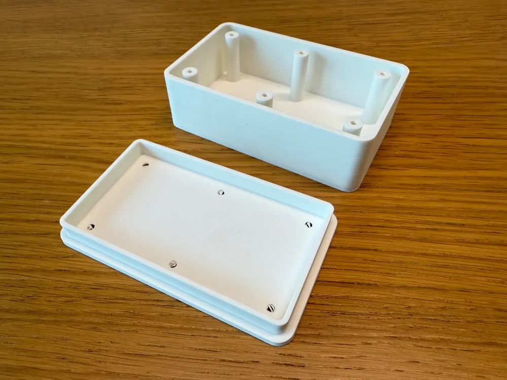 Parametric Electronics Box +TPU Gasket