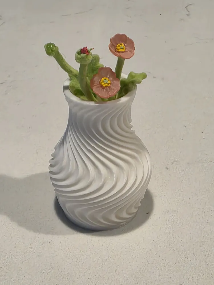 Parametric Vase, photo 3 of 4 - Parametric Vase Generative Art