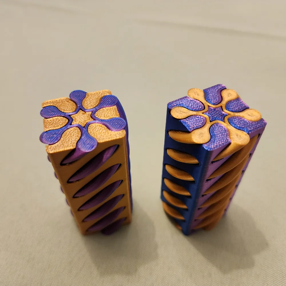 Passthrough Fidget in a Fidget, photo 3 of 4 - Passthrough Fidget in a Fidget Toys & Games
