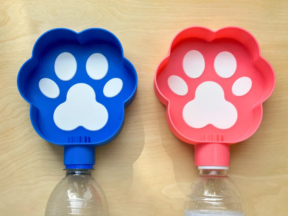 Paw Outdoor Pet Water Bowl, For Dogs & Cats