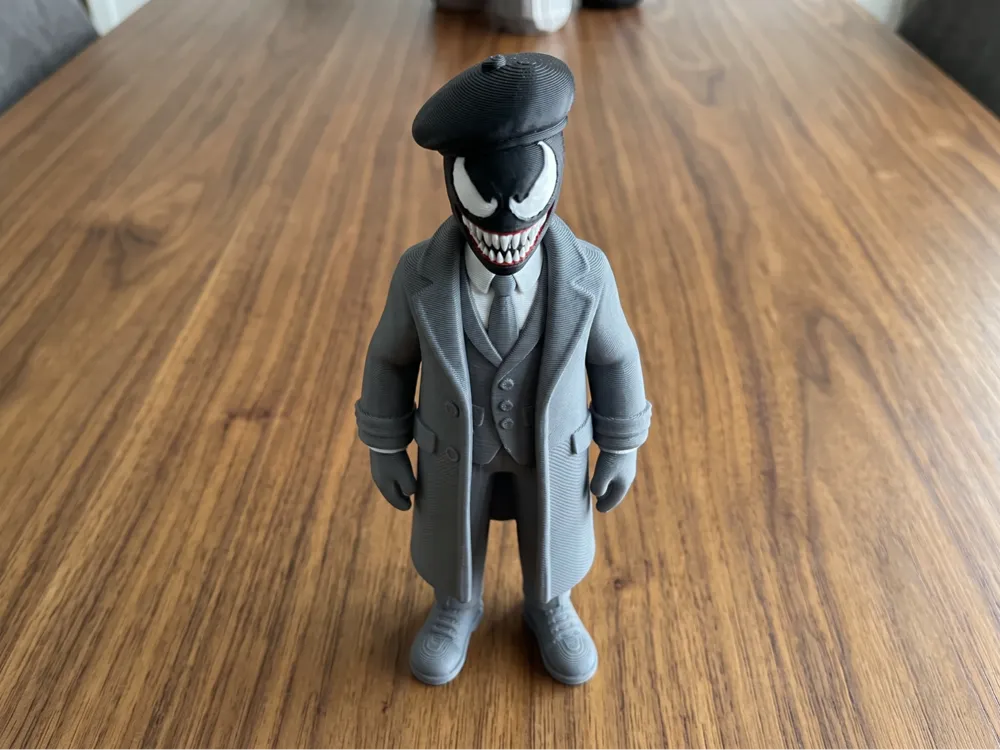 Peaky Blinders Venom Figure, photo 3 of 4 - Peaky Blinders Venom Figure Household