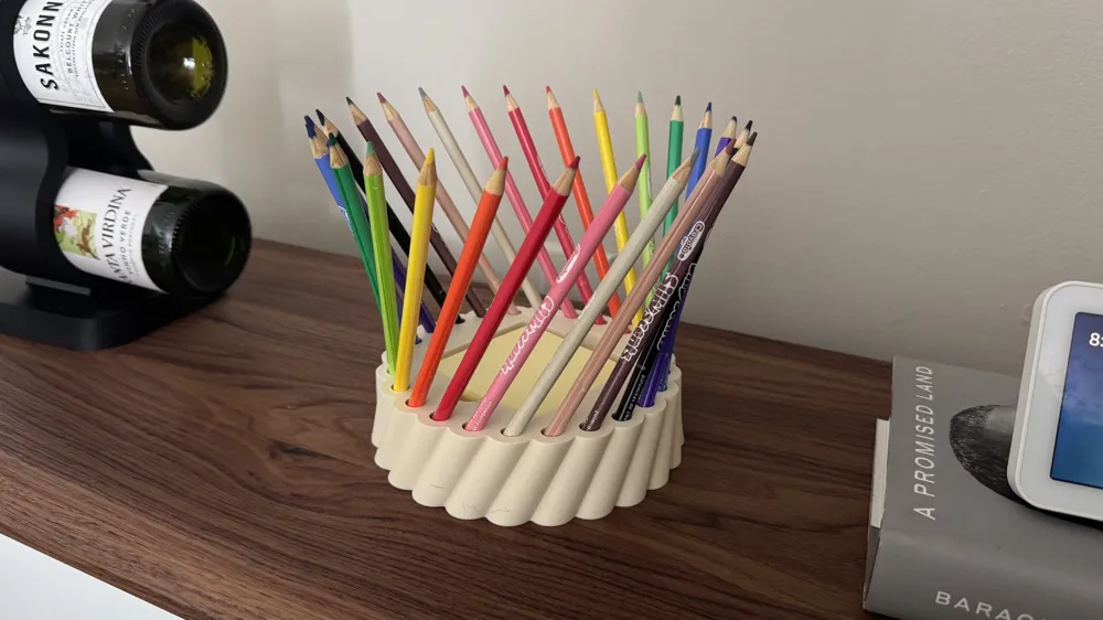 Pencil Ring, Colored Pencil & Sticky Note Desk, photo 4 of 4 - Pencil Ring, Colored Pencil & Sticky Note Desk Household