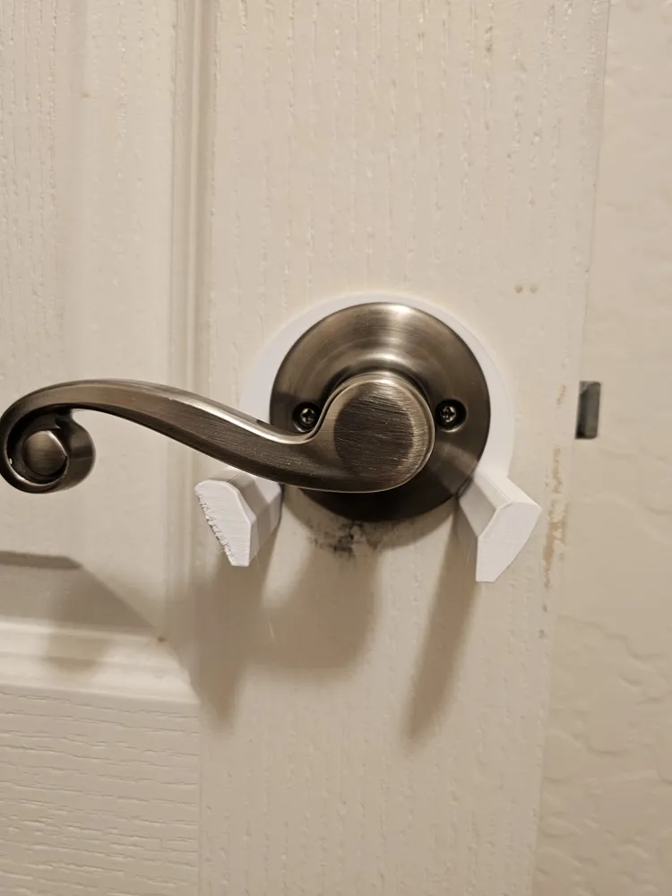 Pet & Child Lever Handle Door lock, photo 2 of 4 - Pet & Child Lever Handle Door lock Pets