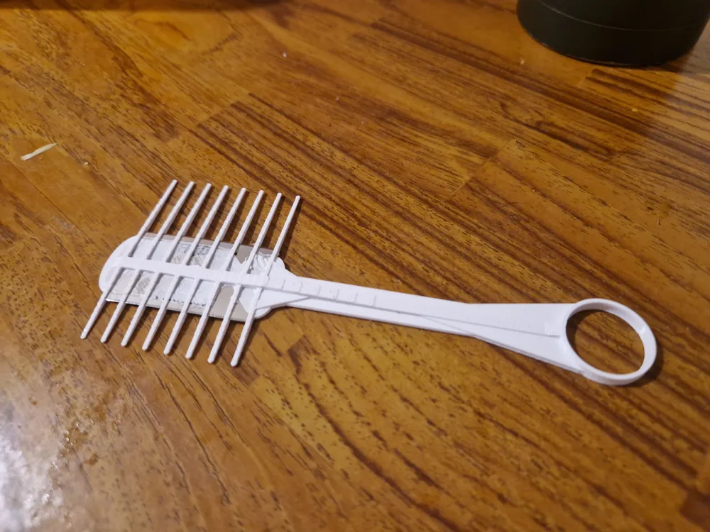 Pet grooming razor comb