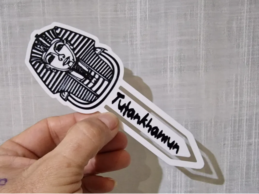 Pharaoh Tutankhamun mask bookmark Tutankamón