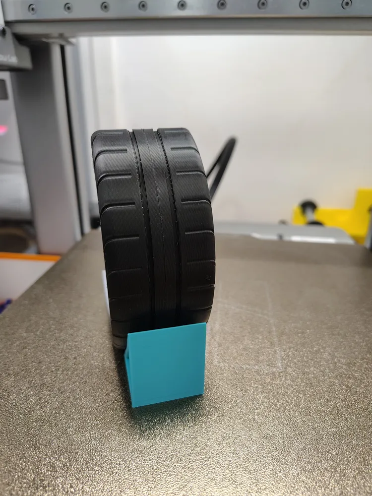 phone holder tire, photo 3 of 4 - phone holder tire Mobile & Device Accessories