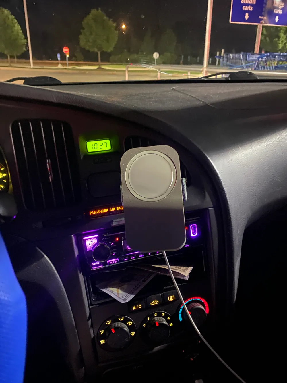 Phone MagSafe Holder for Phone Holders in Car, photo 2 of 4 - Phone MagSafe Holder for Phone Holders in Car Hobby & DIY