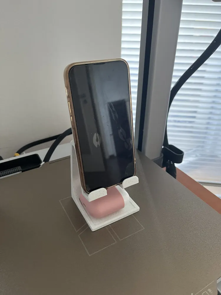 Phone stand, photo 4 of 4 - Phone stand Mobile & Device Accessories