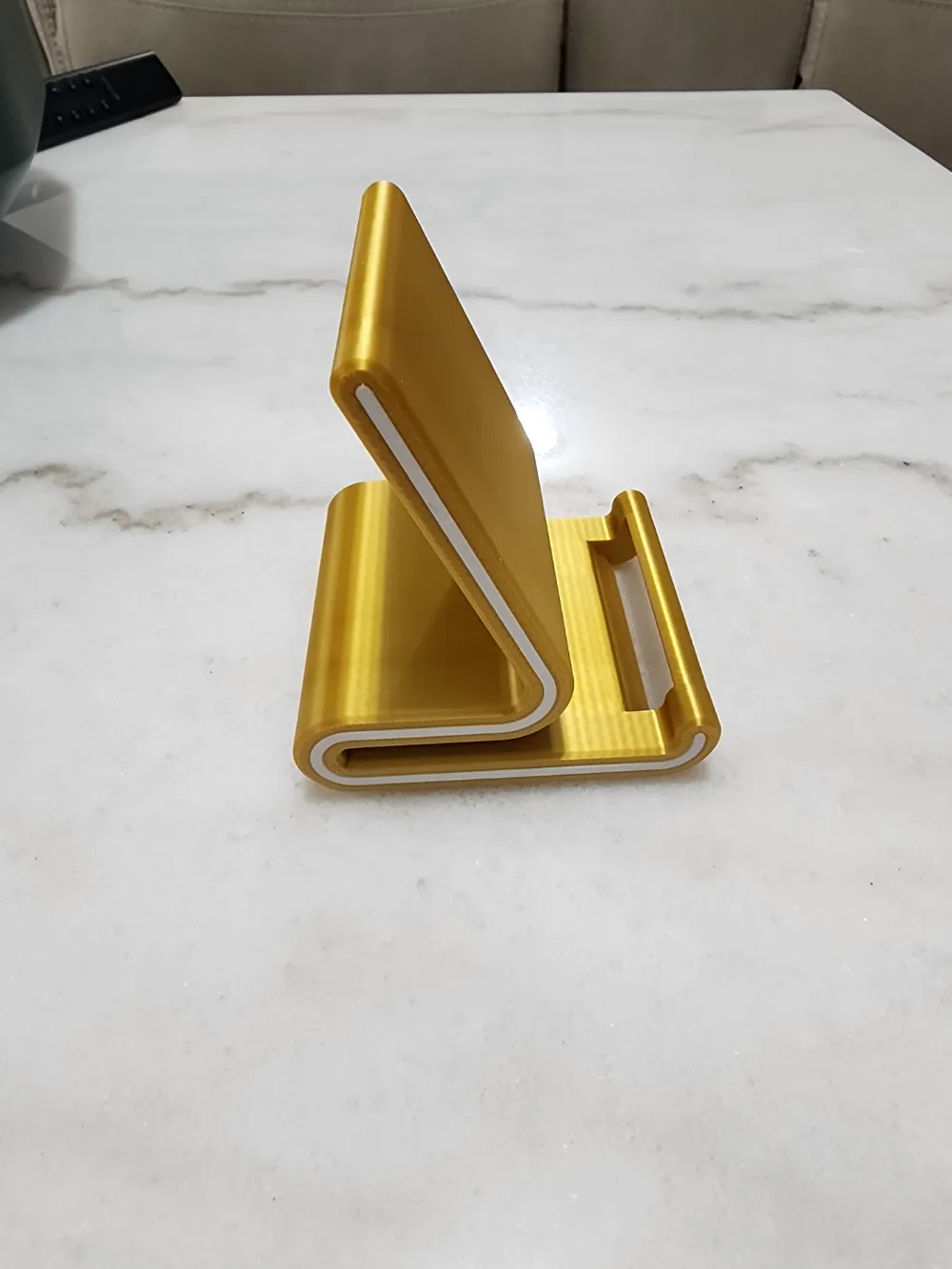Phone/Tablet Stand 2.0 upgraded needed), photo 3 of 4 - Phone/Tablet Stand 2.0 upgraded needed) Hobby & DIY