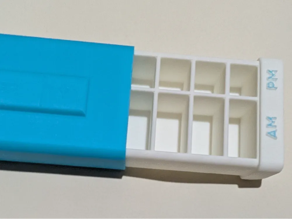 pill organizer