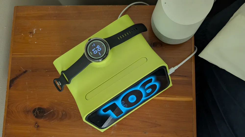 Pixel 9 Pro XL Stand Dock & Watch Charger - Wired, photo 4 of 4 - Pixel 9 Pro XL Stand Dock & Watch Charger - Wired Household