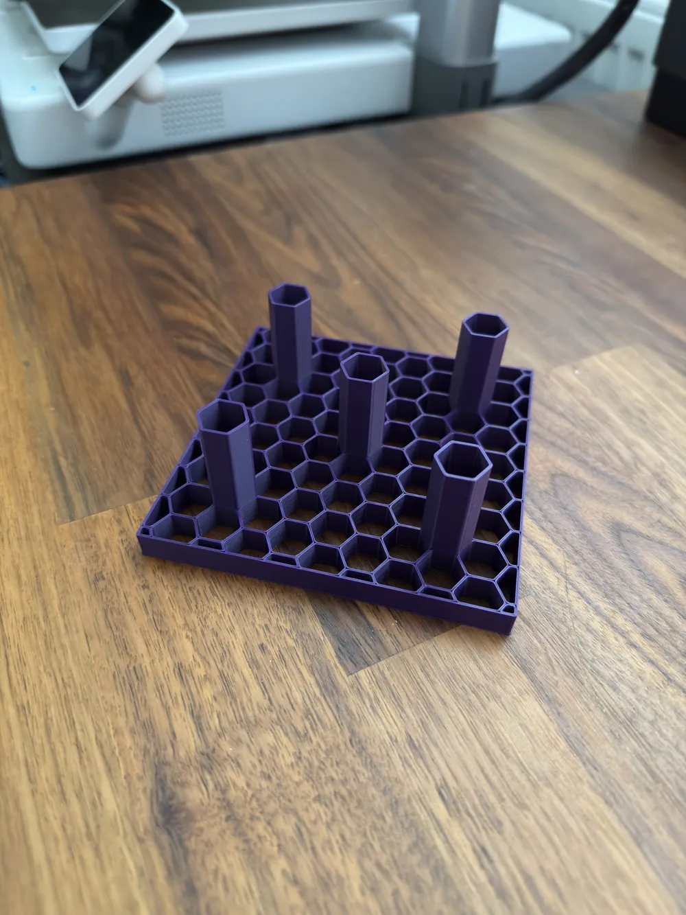 Plant pot stand/rise - Square, photo 2 of 4 - Plant pot stand/rise - Square Garden & Outdoor