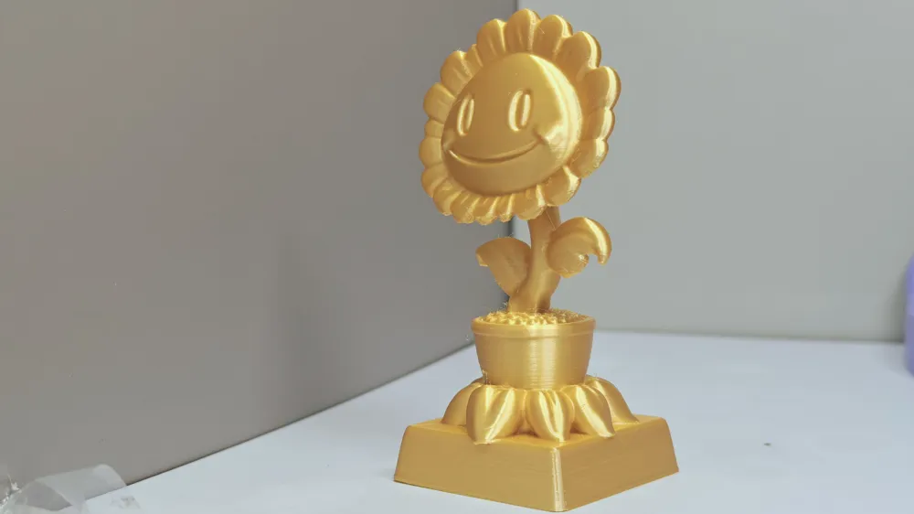 Plants vs Zombies Golden Sunflower Trophy, photo 3 of 4 - Plants vs Zombies Golden Sunflower Trophy Toys & Games