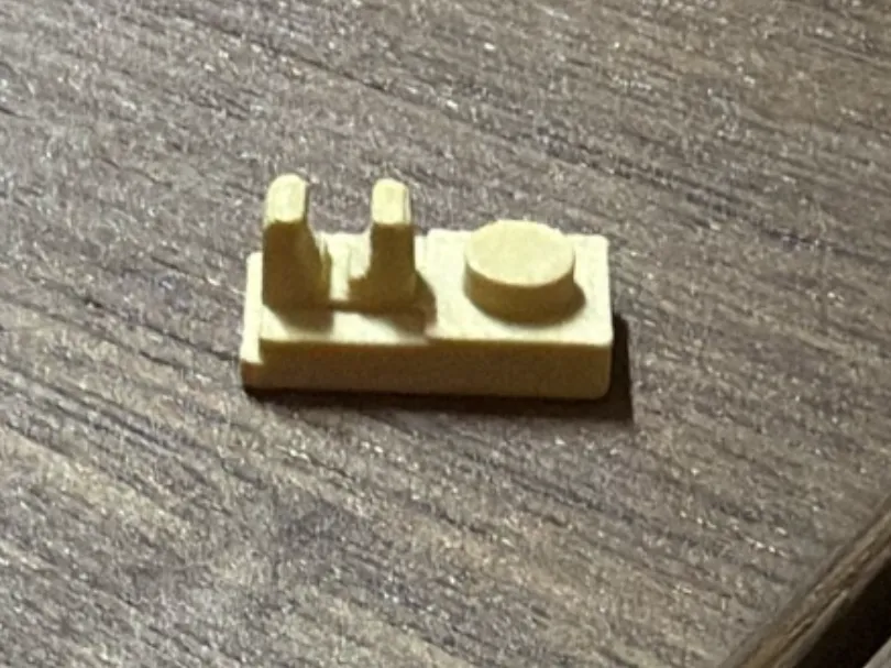 Plate, Modified 1 x 2 with Clip ( 92280 ), photo 2 of 3 - Plate, Modified 1 x 2 with Clip ( 92280 ) Toys & Games