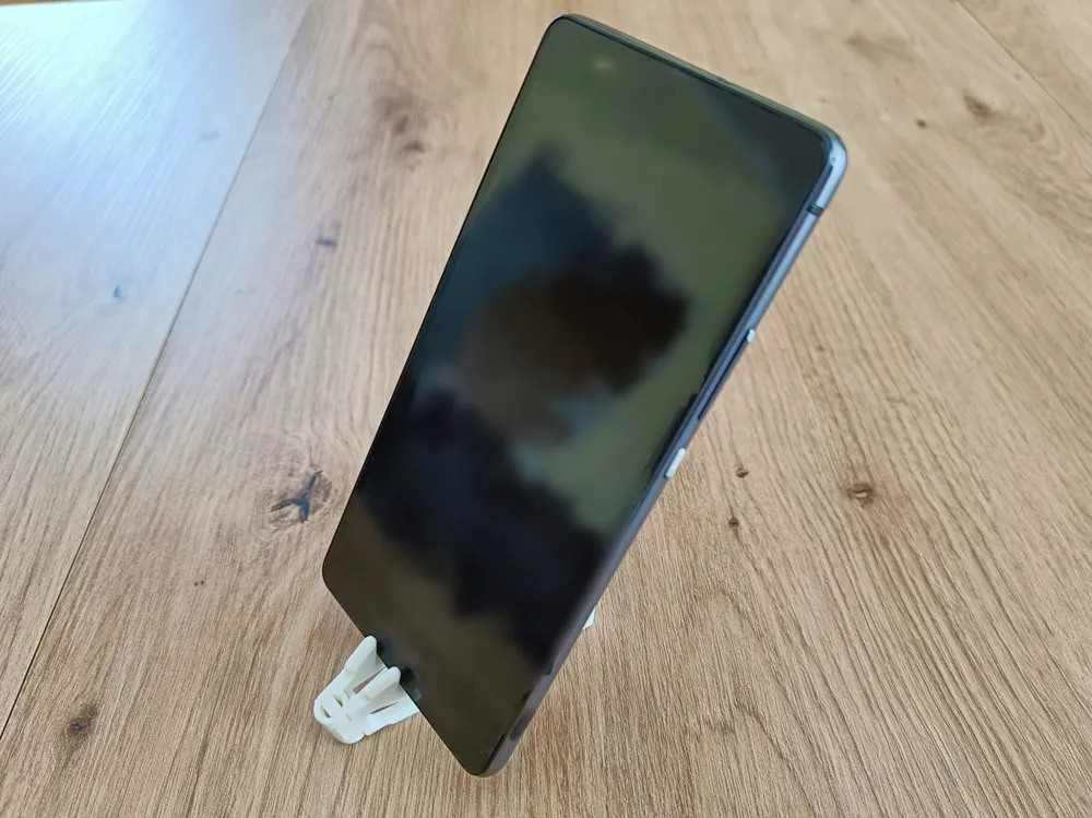 V14 (foldable phone stand), photo 4 of 4 - V14 (foldable phone stand) Household