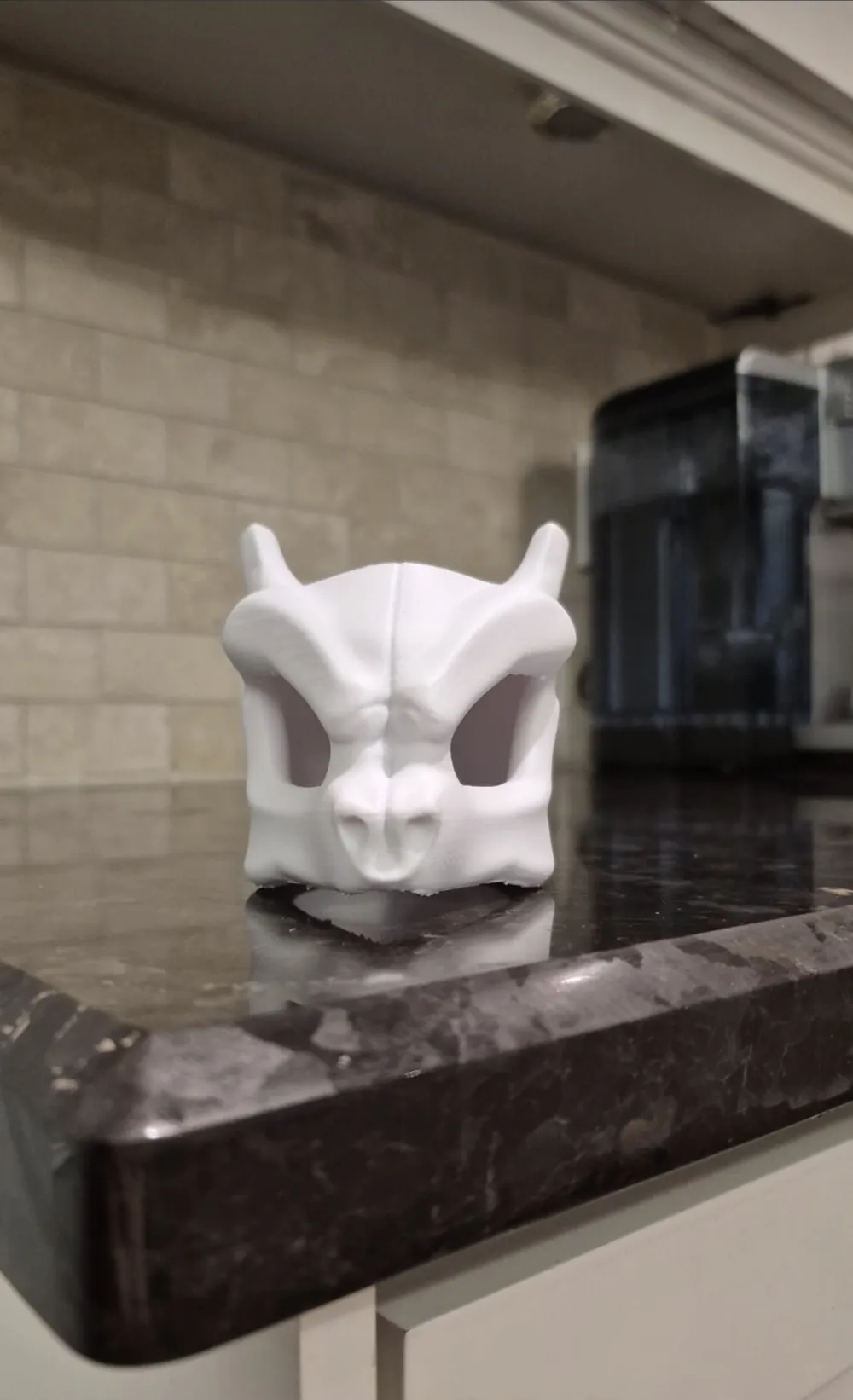 Pokémon Mewtwo Skull - Display & Cosplay Ready, photo 3 of 4 - Pokémon Mewtwo Skull - Display & Cosplay Ready Props & Cosplay