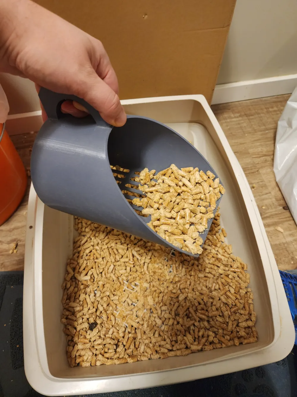 Poop Scoop Tool, Wood Pellet and Solid Sperator, photo 3 of 4 - Poop Scoop Tool, Wood Pellet and Solid Sperator Pets