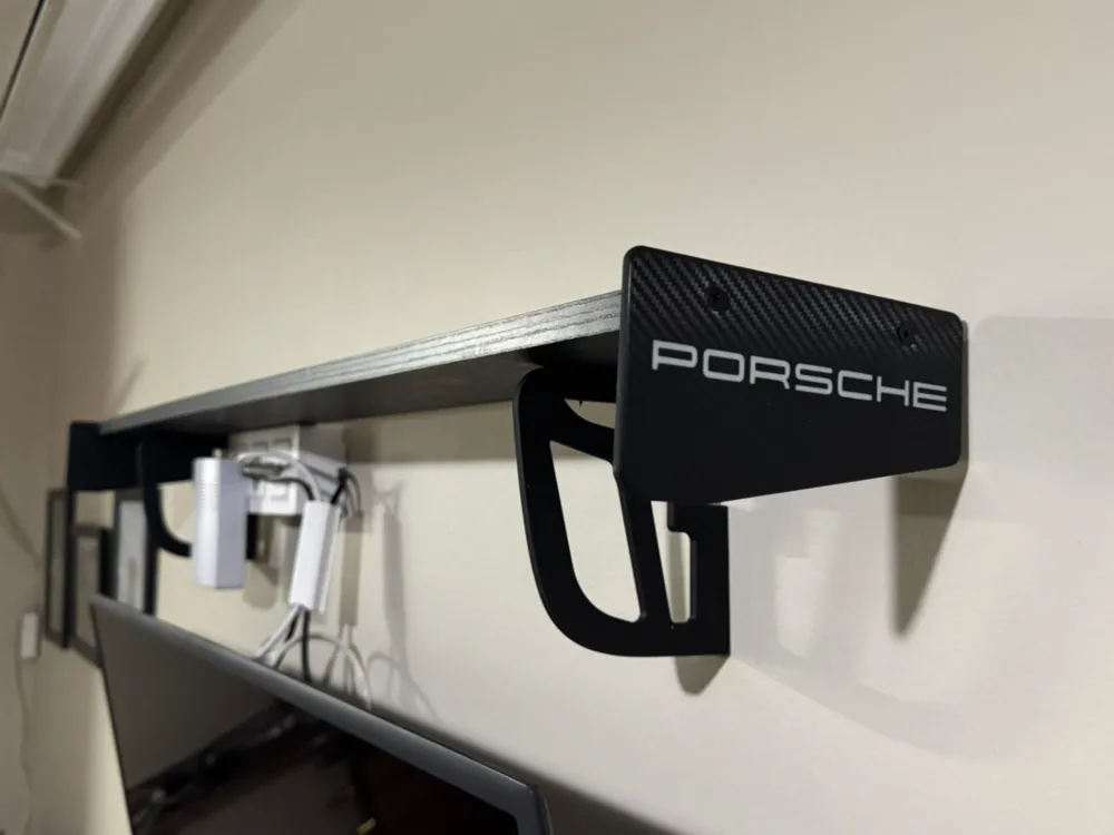 Porsche 911 GT3 RS spoiler shelf, shelf
