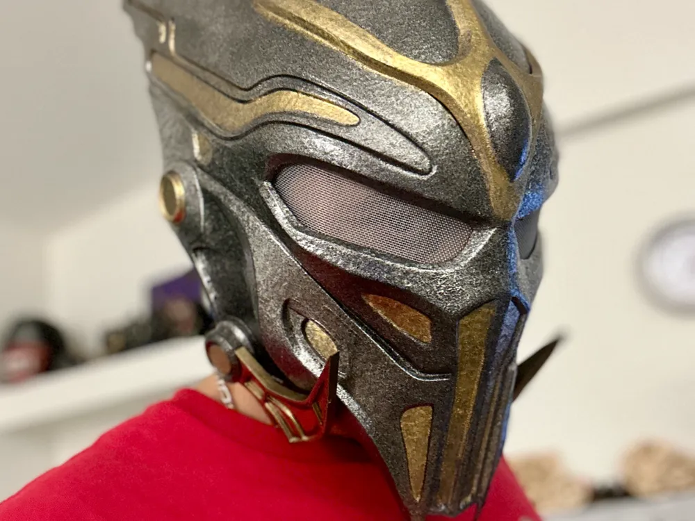 Predator Badlands movie KWEI mask / helmet