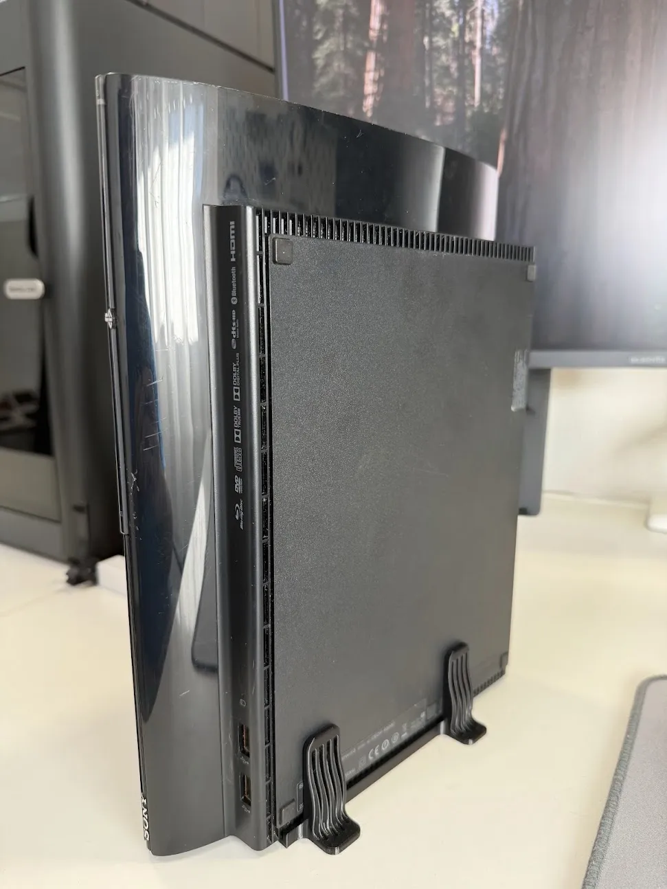 PS3 Super Slim Vertical Stand (Short Rear Legs), photo 3 of 4 - PS3 Super Slim Vertical Stand (Short Rear Legs) Hobby & DIY
