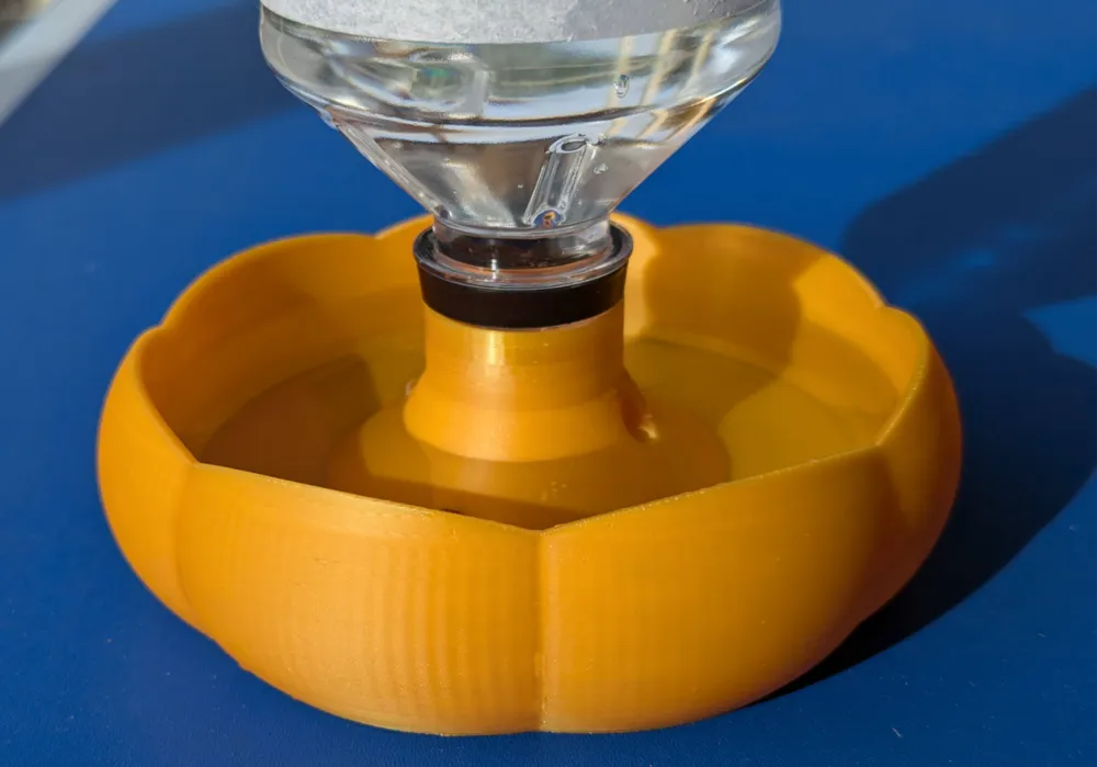 Pumpkin water feeder (coke bottle compatible)