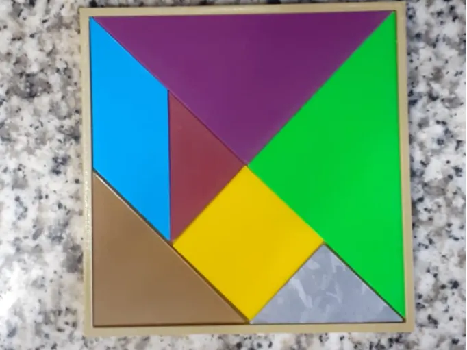 Puzzle Geometric (Tangram)