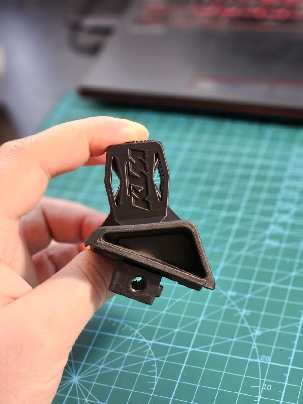 Quad Lock holder KTM 390 / 790 Adventure, photo 4 of 4 - Desk Mobile Stands, Mobile & Device Accessories