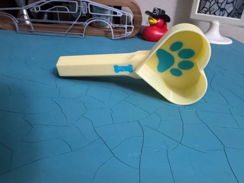Quarter Pawtion, Adorable 1/4 Cup Dog Food Scoop, photo 3 of 4 - Quarter Pawtion, Adorable 1/4 Cup Dog Food Scoop Pets