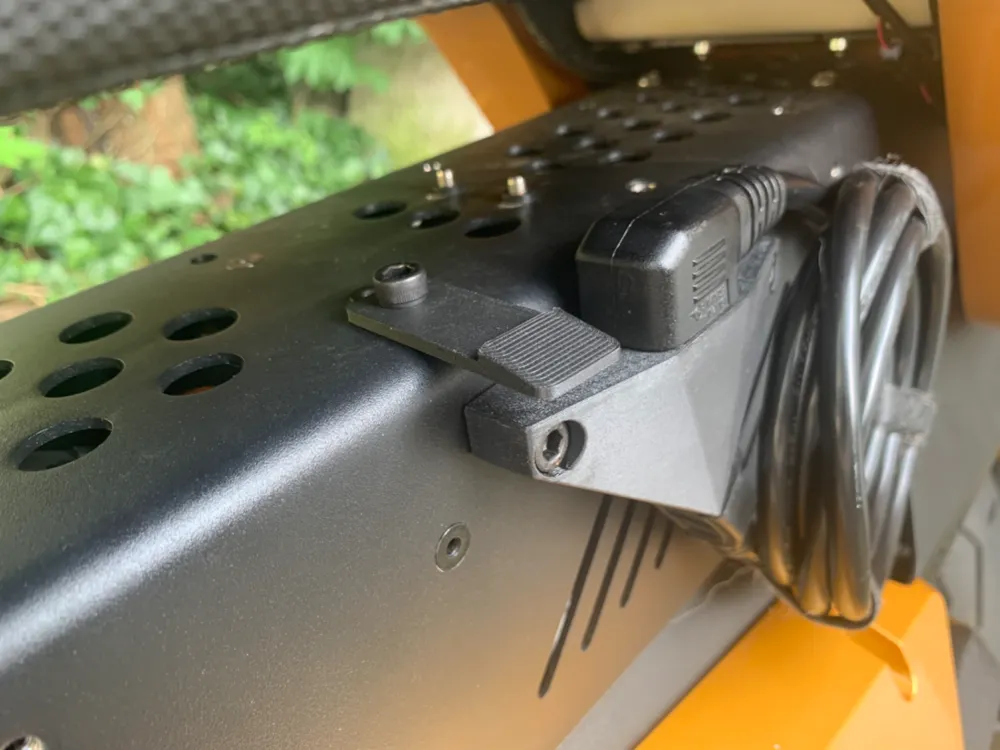 Quick Release Helmet Hanger, photo 4 of 4 - Quick Release Helmet Hanger Hobby & DIY