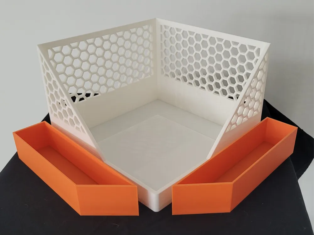 Rabbit Hamster Feeding Station