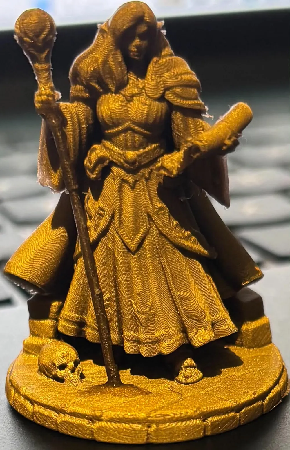 Female Half-elf Wizard, photo 2 of 4 - Female Half-elf Wizard Miniatures