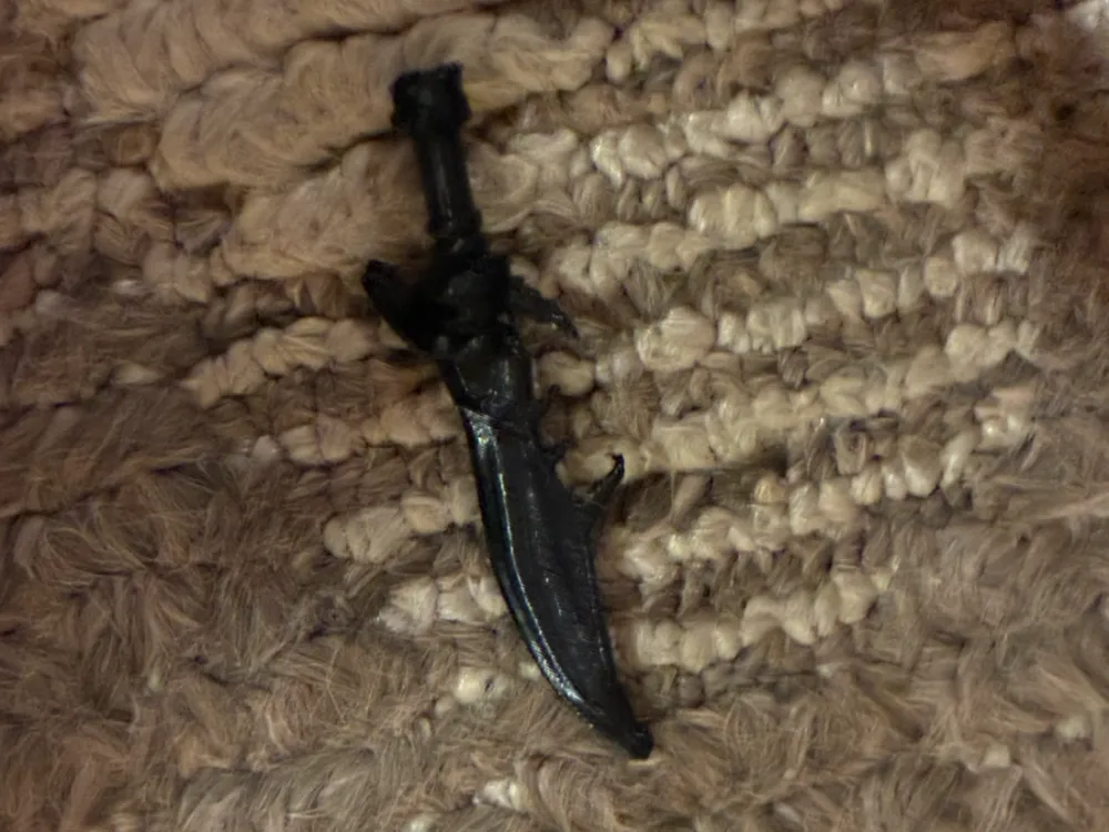 Ras bone sword/Source Dragon Icon, photo 4 of 4 - Ras bone sword/Source Dragon Icon Toys & Games