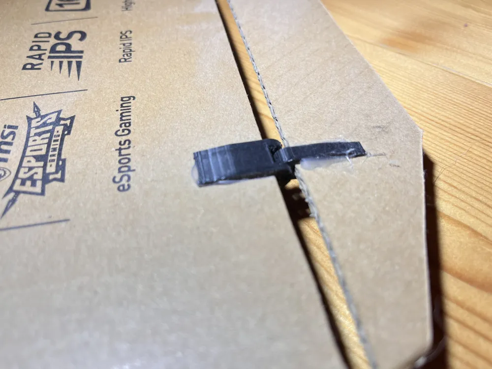Rc cardboard plane parts, photo 3 of 4 - Rc cardboard plane parts Models, RC & Drones