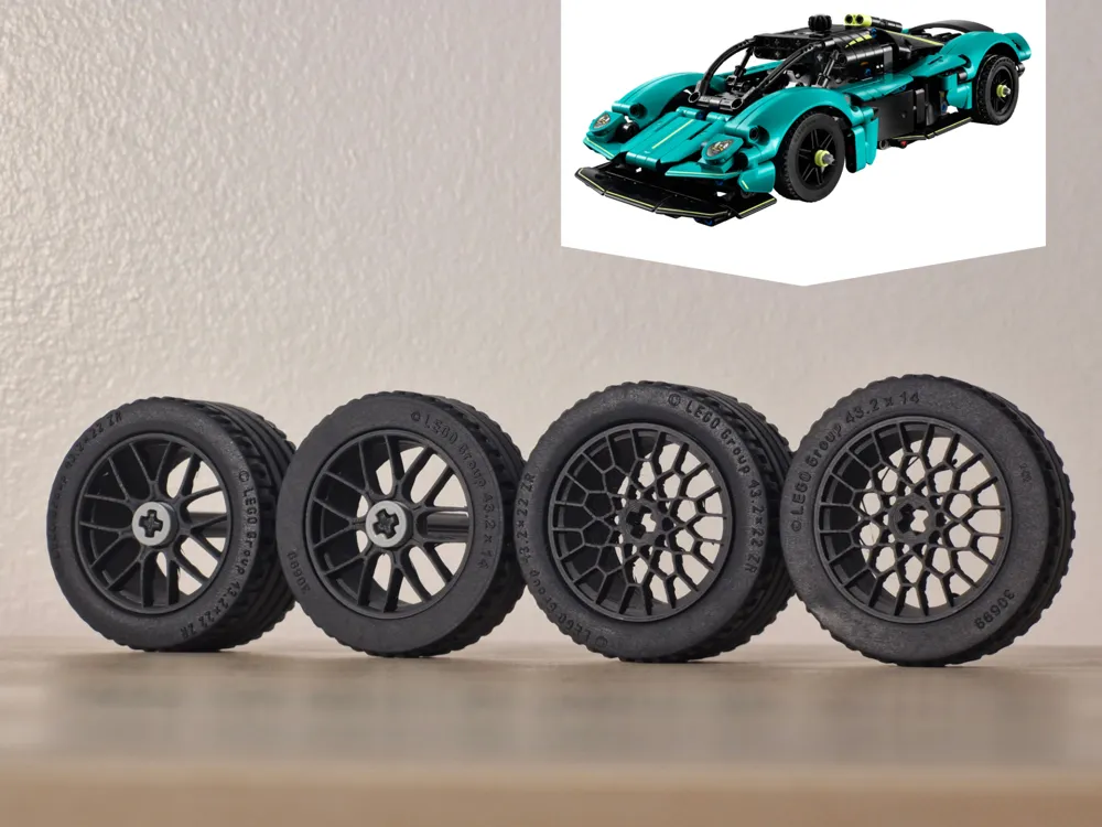 Realistic Wheels- Legò Aston Martin Valkyrie 42208