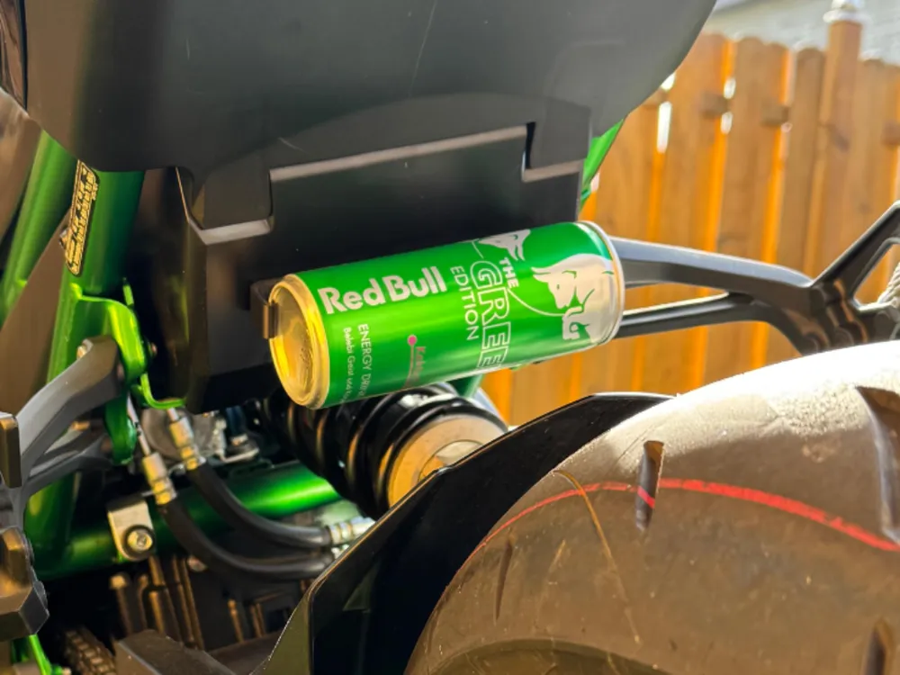 Red Bull Dosenhalter Motorrad Kawasaki