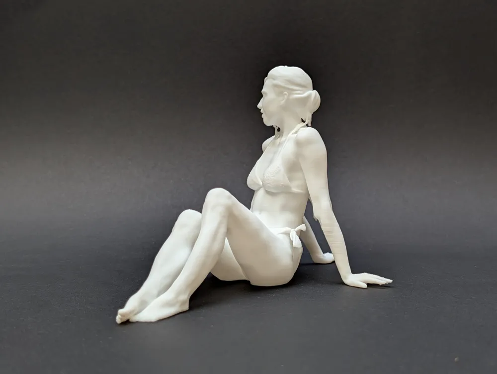 Relaxing Beach Woman - Summer Diorama Figure, photo 4 of 4 - Relaxing Beach Woman - Summer Diorama Figure Toys & Games