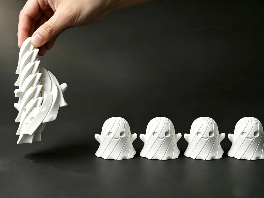 Telescopic Ghost Fidget Decompression Toy, photo 2 of 5 - Fidget & Sensory Toys, slippery