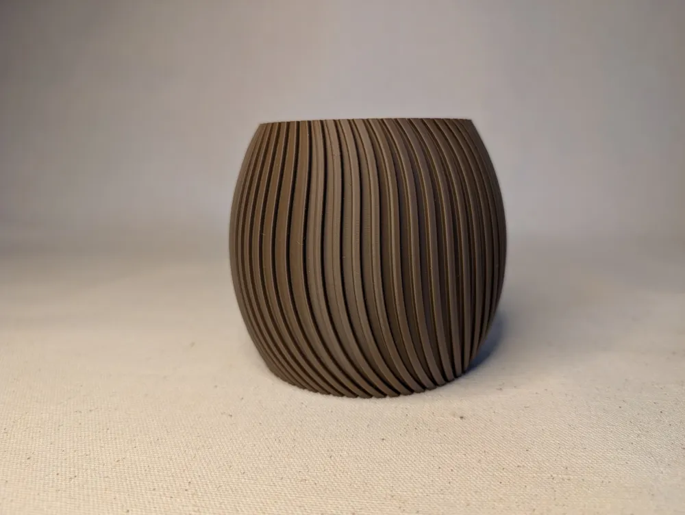 Ribbed Minimalist Plant Pot, photo 4 of 4 - Ribbed Minimalist Plant Pot Household