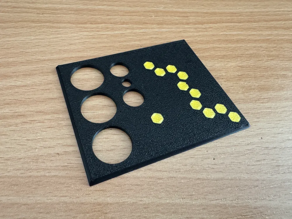 S24 ultra Honeycomb camera protector - wobble fix, photo 4 of 4 - S24 ultra Honeycomb camera protector - wobble fix Hobby & DIY