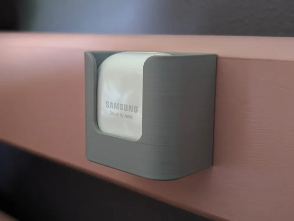 Samsung Galaxy Buds Headphone Case Holder, photo 2 of 4 - Samsung Galaxy Buds Headphone Case Holder Tools