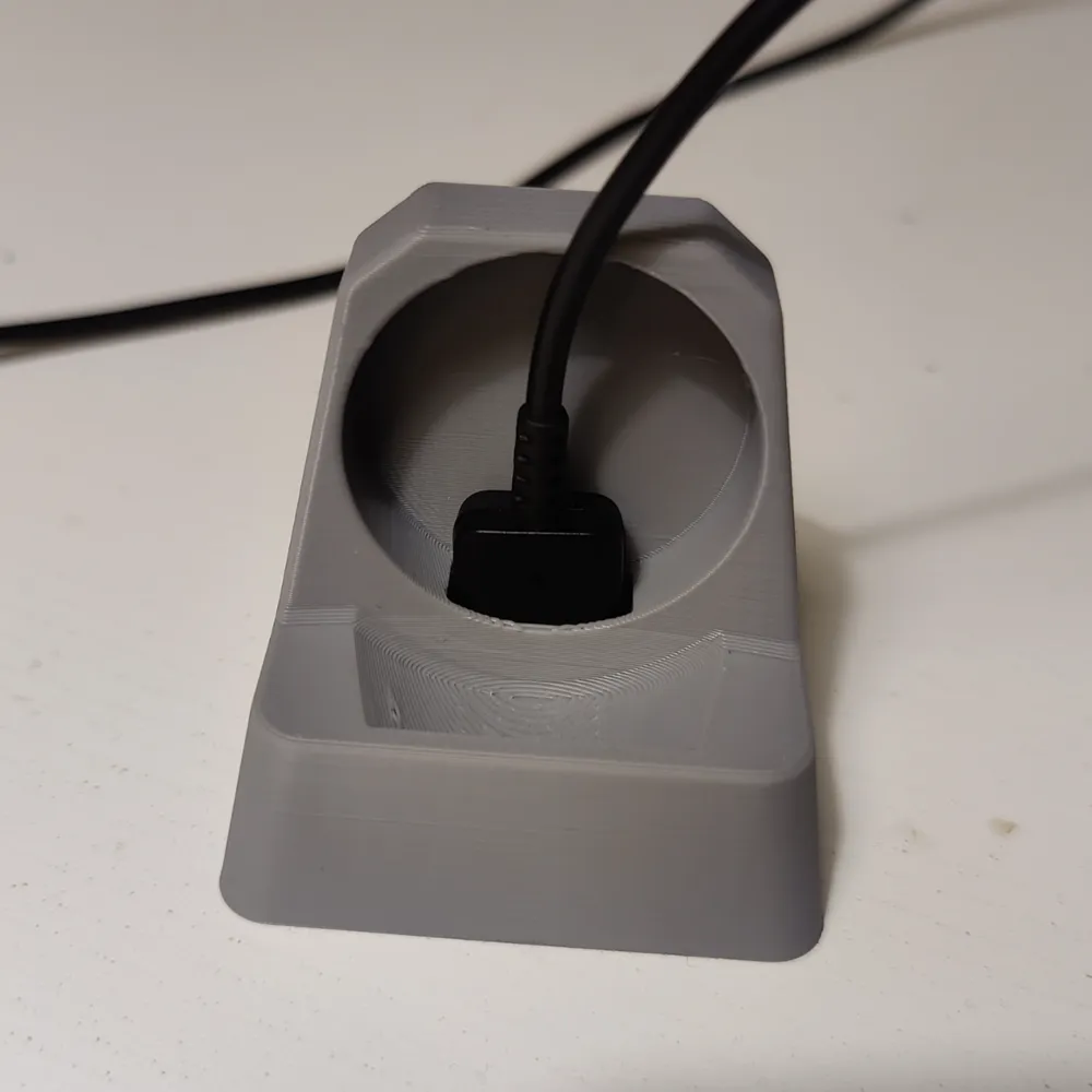 Samsung Galaxy Watch 4 Chargestand, photo 3 of 4 - Samsung Galaxy Watch 4 Chargestand Hobby & DIY
