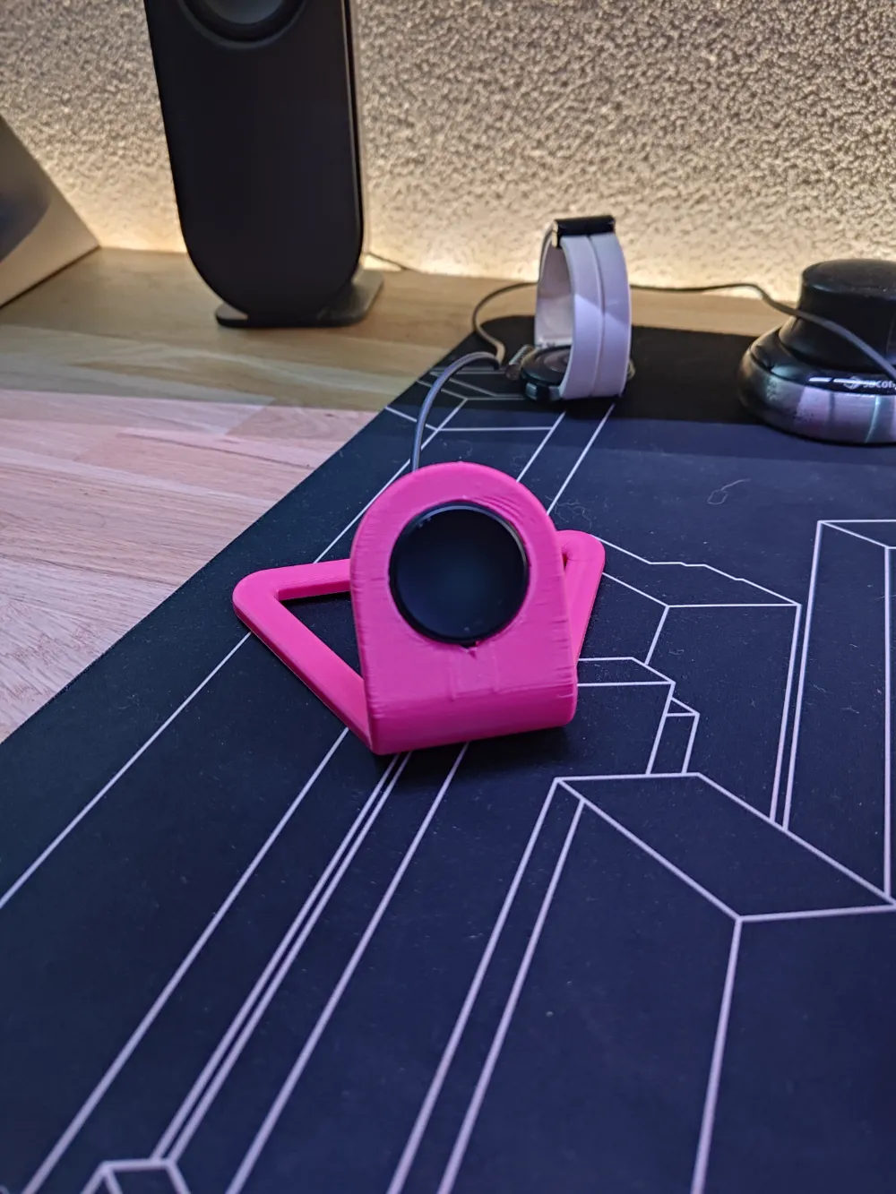 Samsung Galaxy Watch Ultra Charger + Band Rack, photo 4 of 4 - Samsung Galaxy Watch Ultra Charger + Band Rack Household