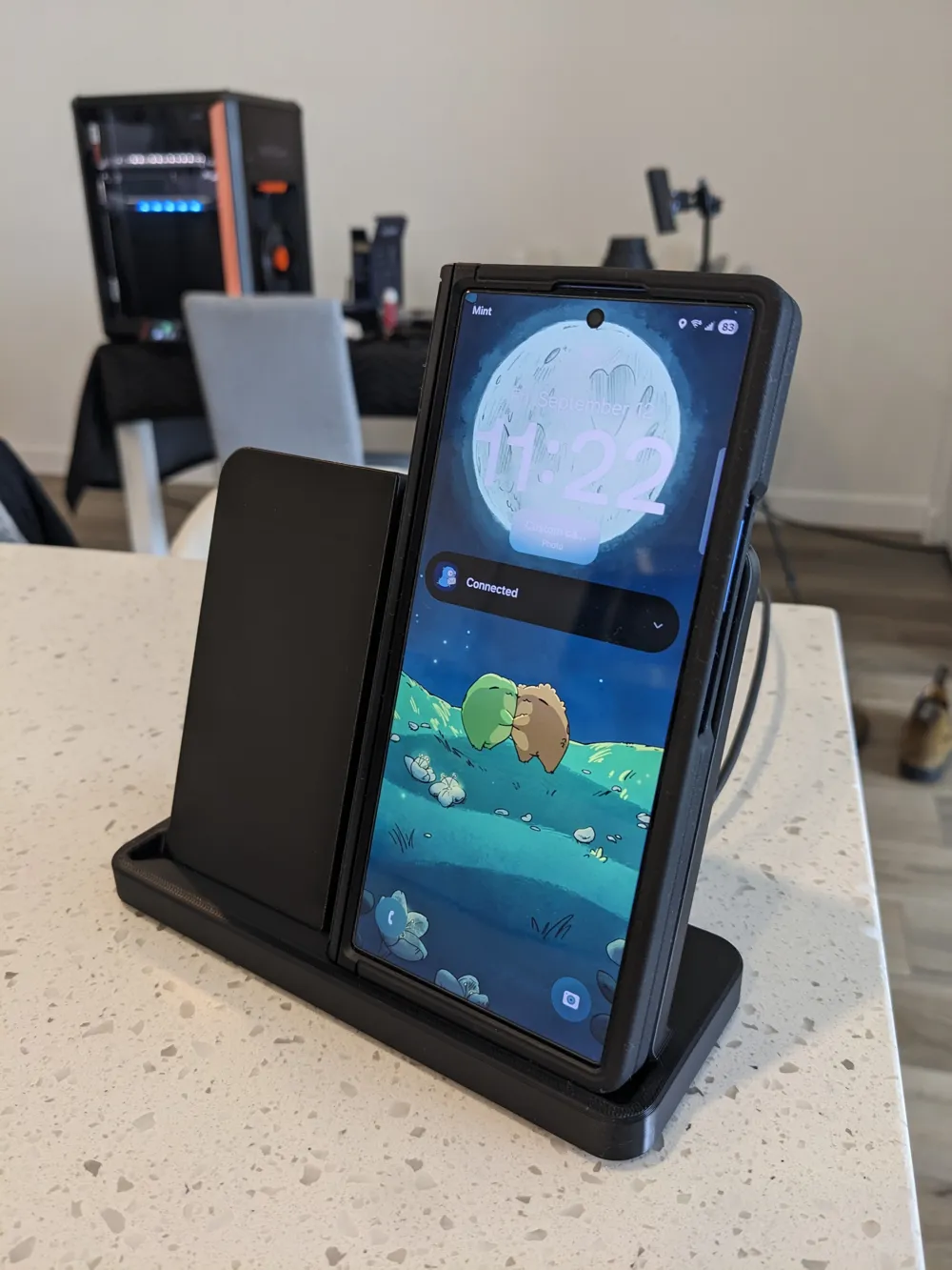 Samsung Galaxy Z Fold 7/8 Ultra Charging Dock, photo 4 of 4 - Samsung Galaxy Z Fold 7/8 Ultra Charging Dock Mobile & Device Accessories