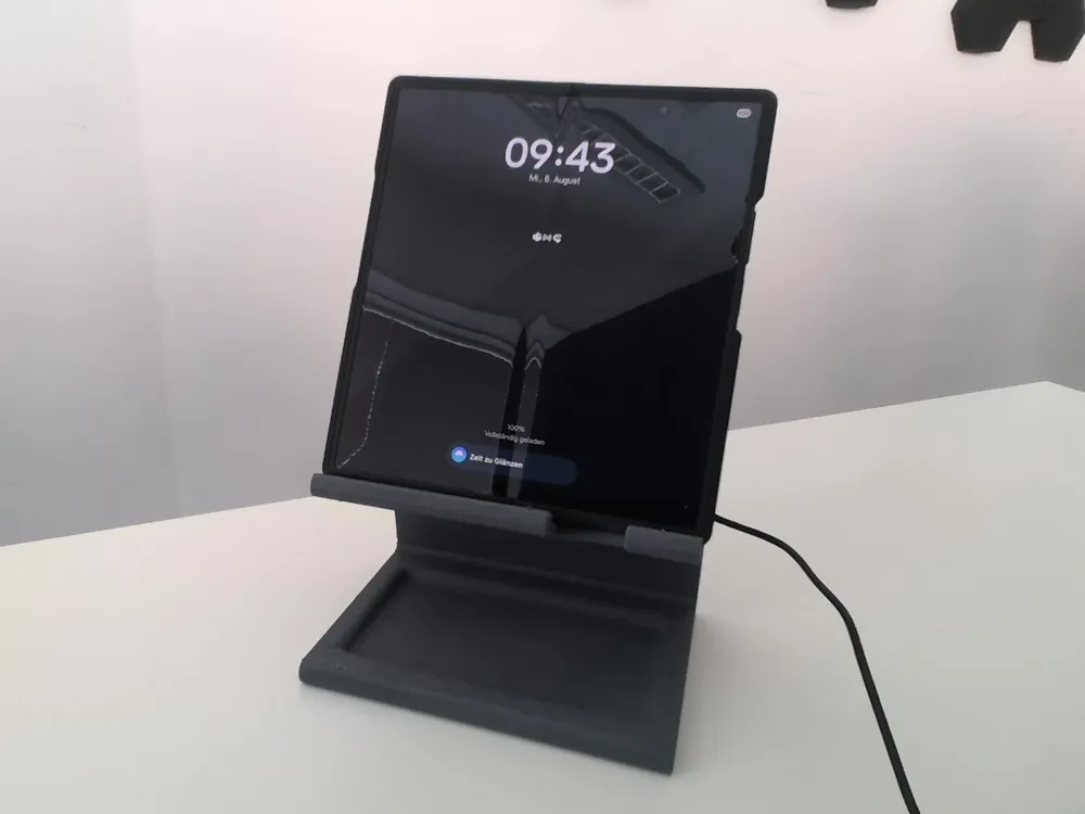 Samsung Galaxy Z Fold 7 Stand with Magsaft