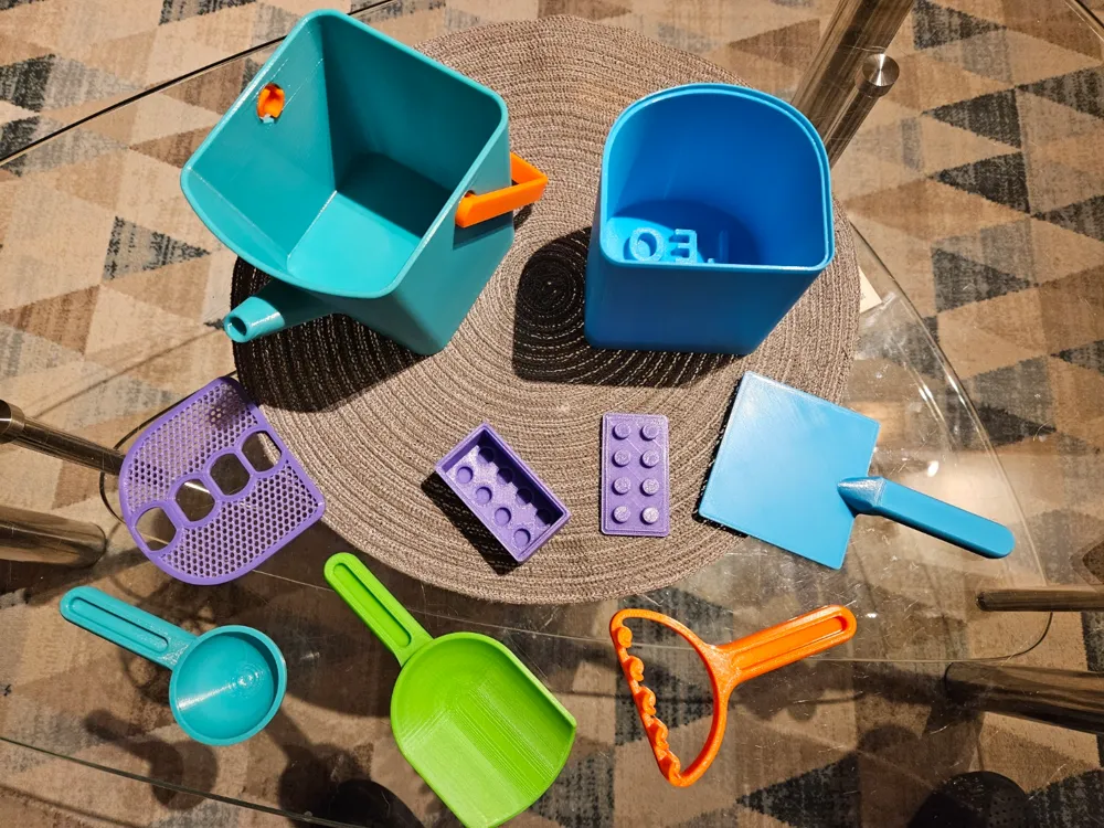 Sandy Fun Kit - Construction worker addons, photo 2 of 4 - Sandy Fun Kit - Construction worker addons Toys & Games