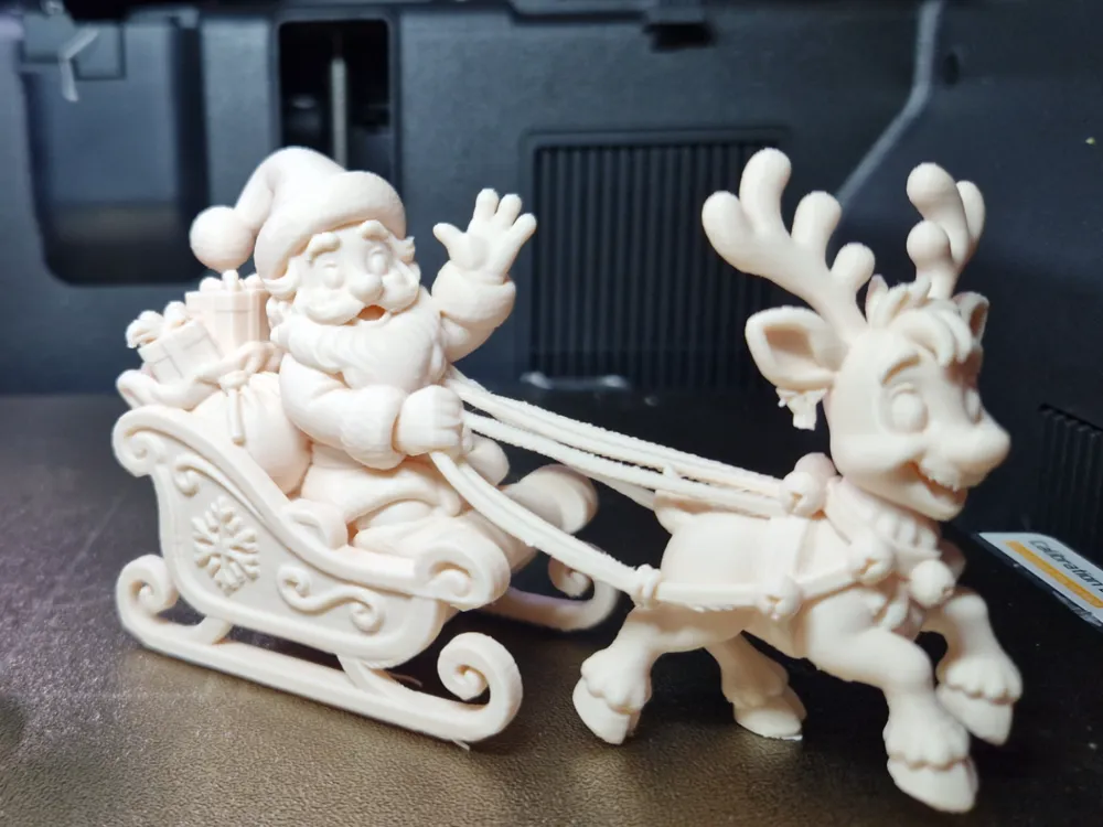 SantaClaus in an Sleigh, photo 2 of 3 - SantaClaus in an Sleigh Figurines & Collectibles