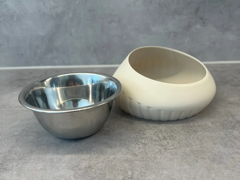 Scalabel tilted pet bowl holder for food and water, photo 3 of 4 - Pet Bowls & Feeders, dog