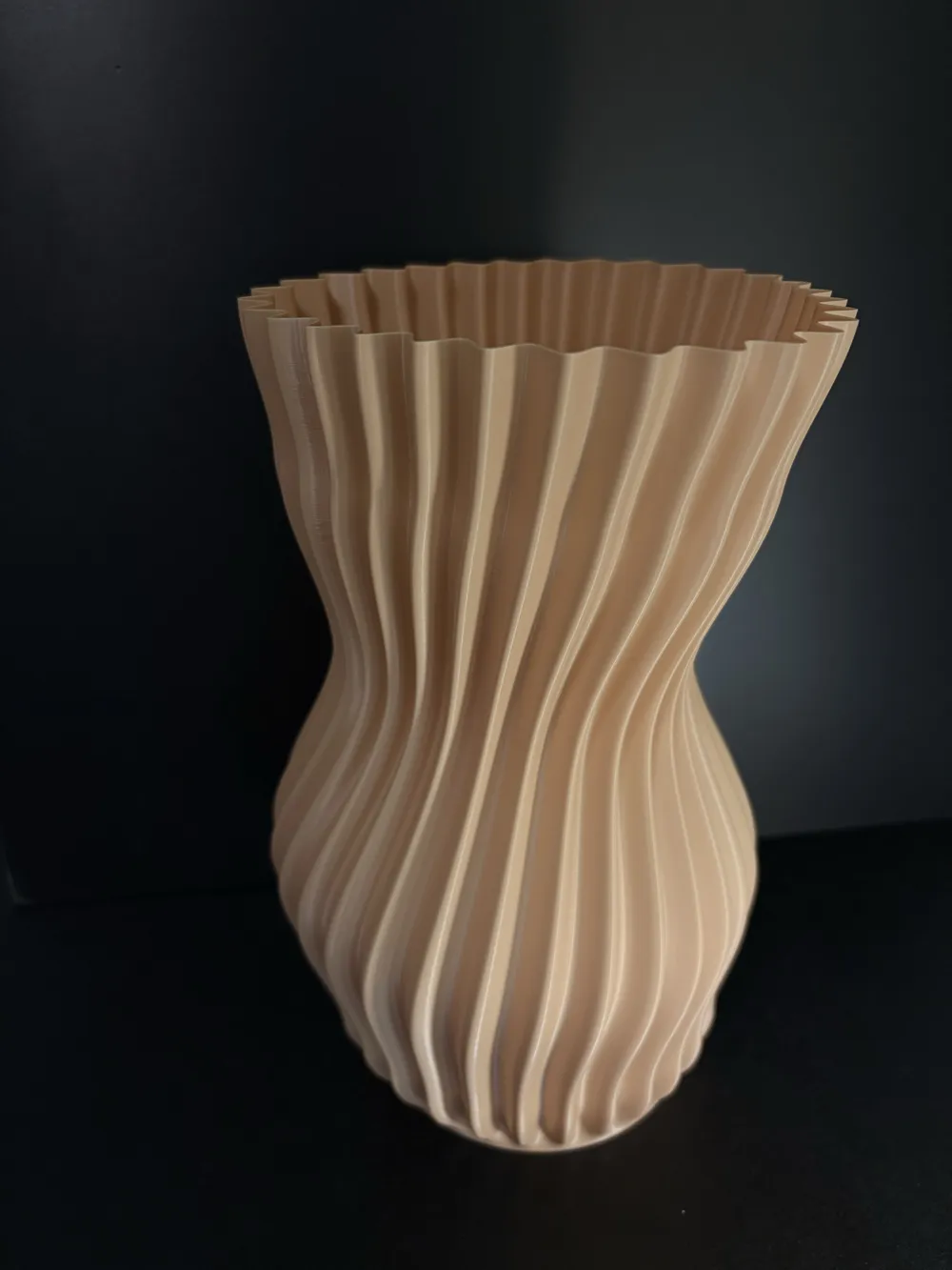 Scandinavian Designer Spiral Vase, Dune 220, photo 2 of 4 - Scandinavian Designer Spiral Vase, Dune 220 Home Decor Items